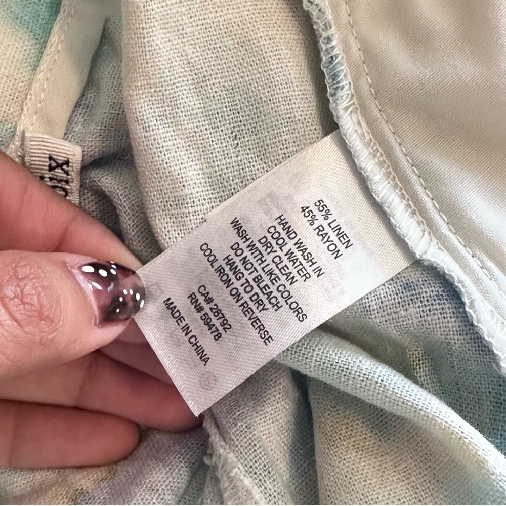 Christian Lacroix Women's Size M High Waist Watercolor Linen Blend Belted Shorts - Picture 6 of 6